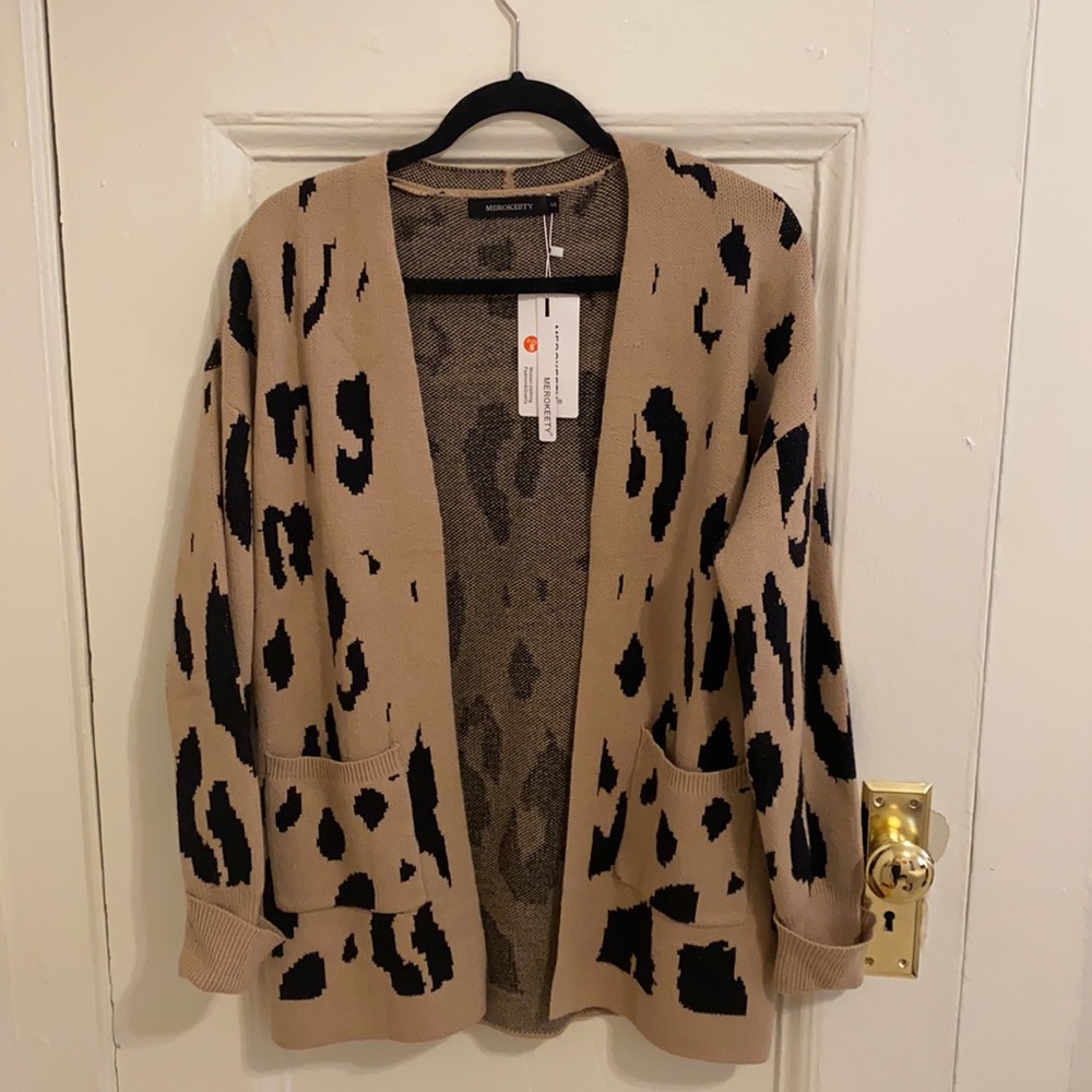Leopard knit cardigan with pockets